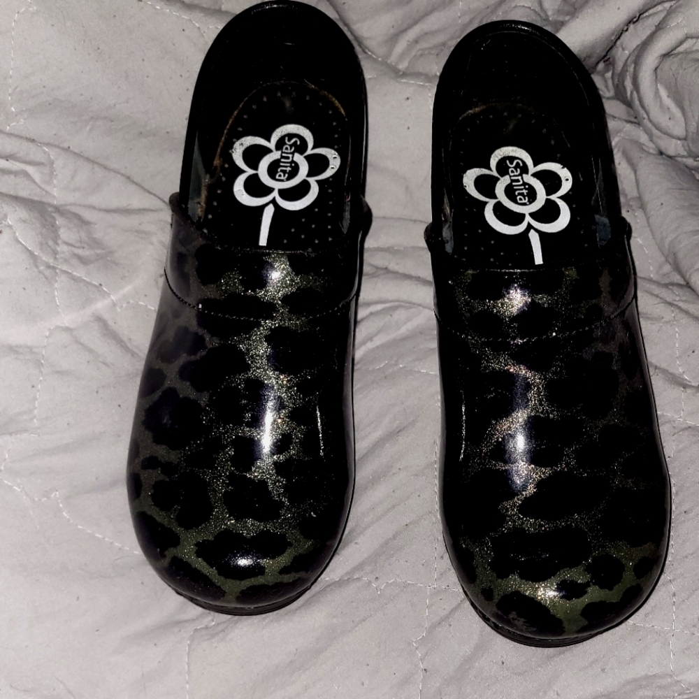 Nurse shoes Brand new Sanitas